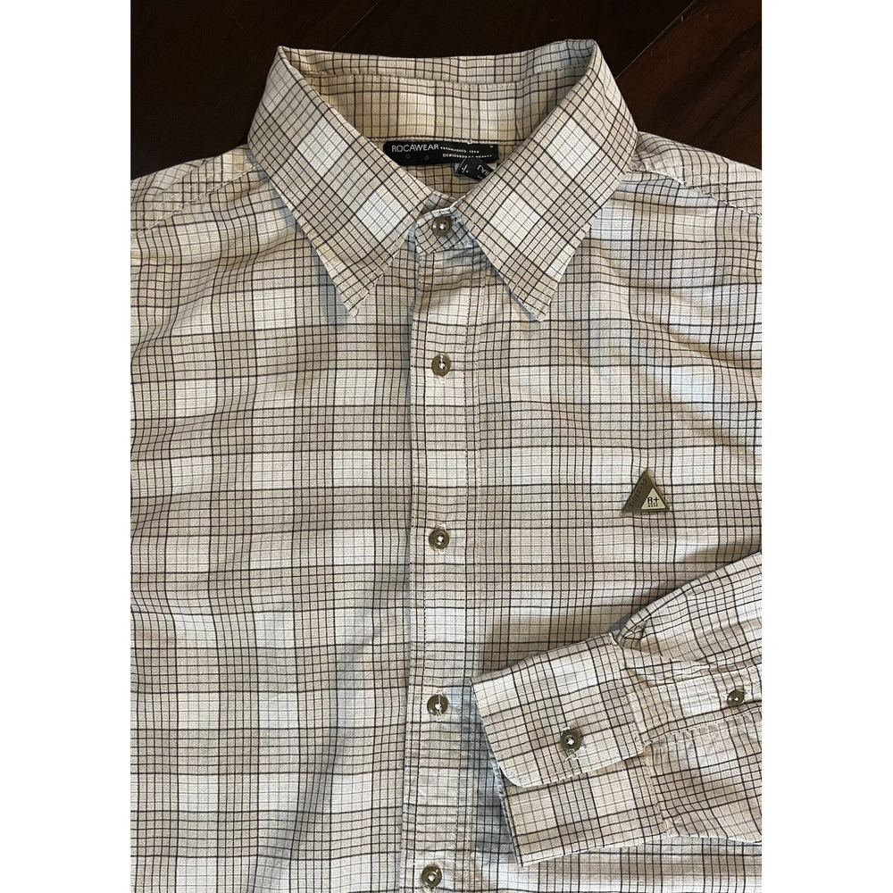 Rocawear Button Down Shirt Mens Large Tan Plaid Long Sleeve R+ Logo Y2K Urban